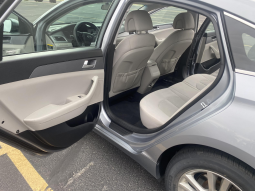2017 Hyundai Sonata SE full