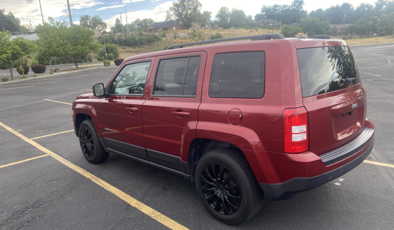 2016 Jeep Patriot Sport full