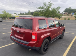 2016 Jeep Patriot Sport full