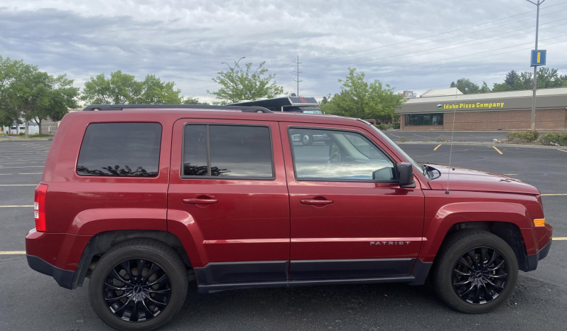 2016 Jeep Patriot Sport full