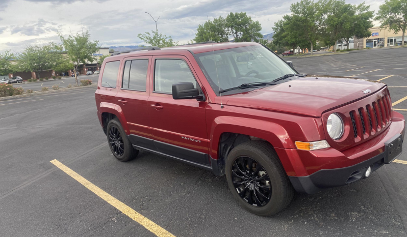 2016 Jeep Patriot Sport full