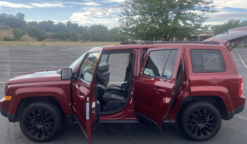 2016 Jeep Patriot Sport full
