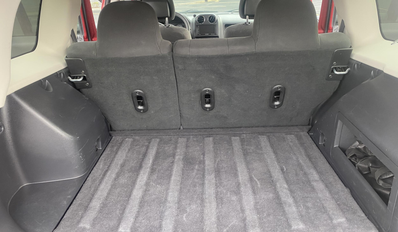 2016 Jeep Patriot Sport full